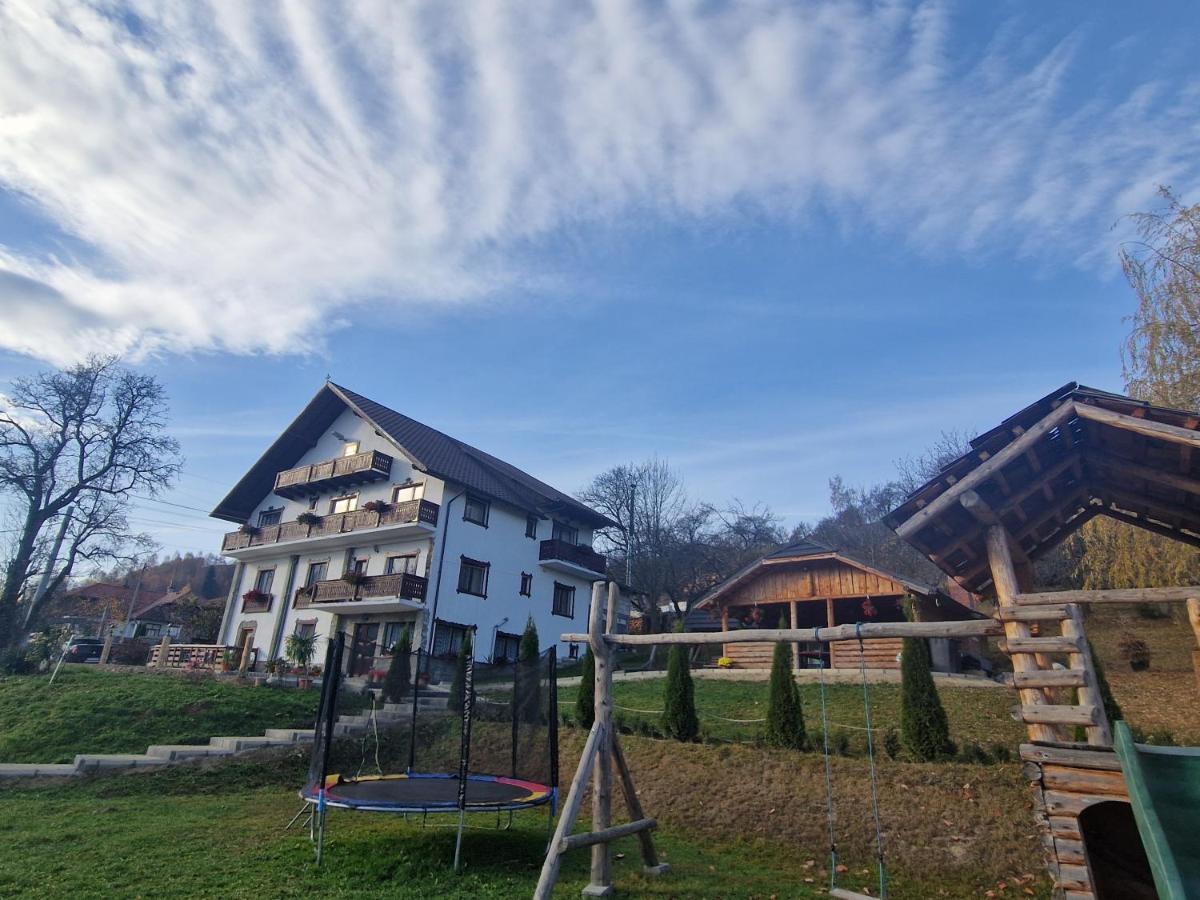 Ograda De La Munte Villa Bran  Ngoại thất bức ảnh
