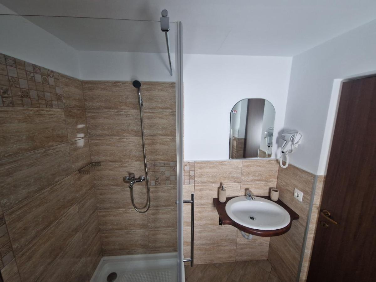 Ograda De La Munte Villa Bran  Ngoại thất bức ảnh